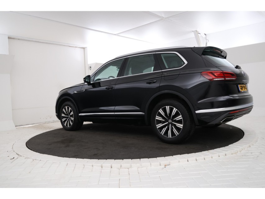 
								Volkswagen Touareg 3.0 TSi eHybrid 4MOTION vol									