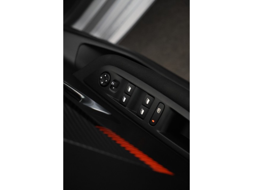 
								Peugeot 208 1.2 PureTech Active Pack vol									