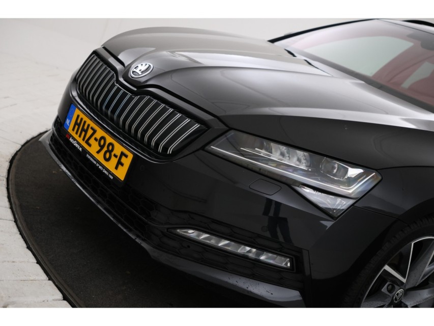 
Škoda Superb Combi 1.4 TSI iV Sportline Business vol									