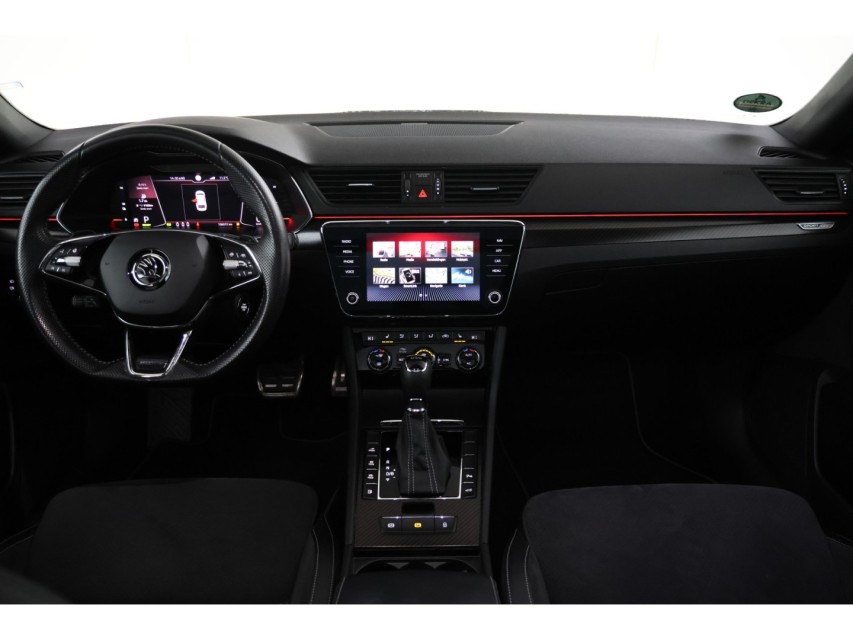 
Škoda Superb Combi 1.4 TSI iV Sportline Business vol									