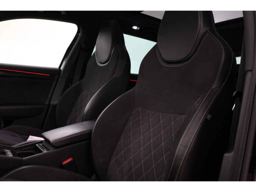 
Škoda Superb Combi 1.4 TSI iV Sportline Business vol									