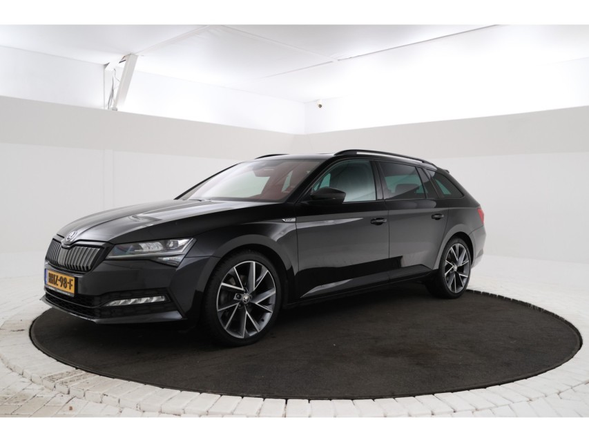 
Škoda Superb Combi 1.4 TSI iV Sportline Business vol									