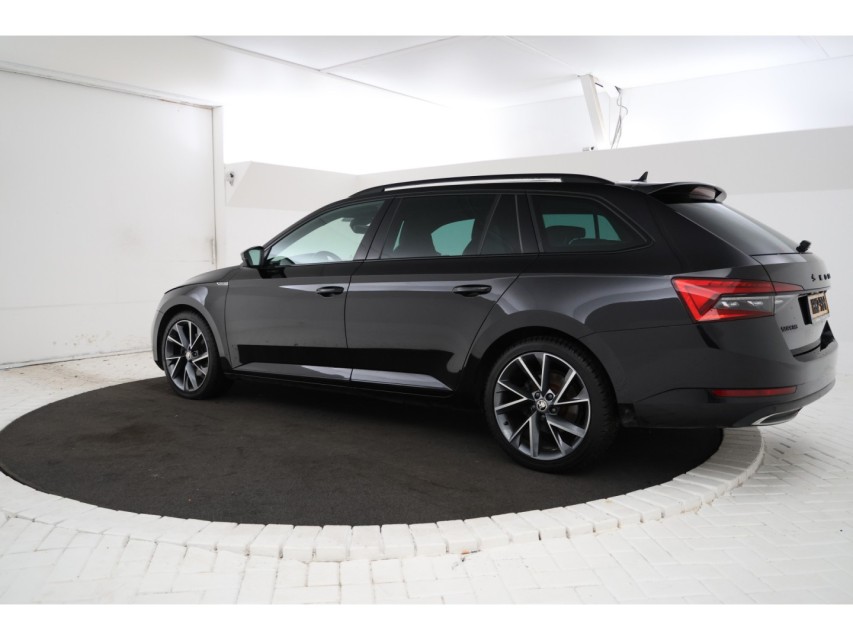 
Škoda Superb Combi 1.4 TSI iV Sportline Business vol									