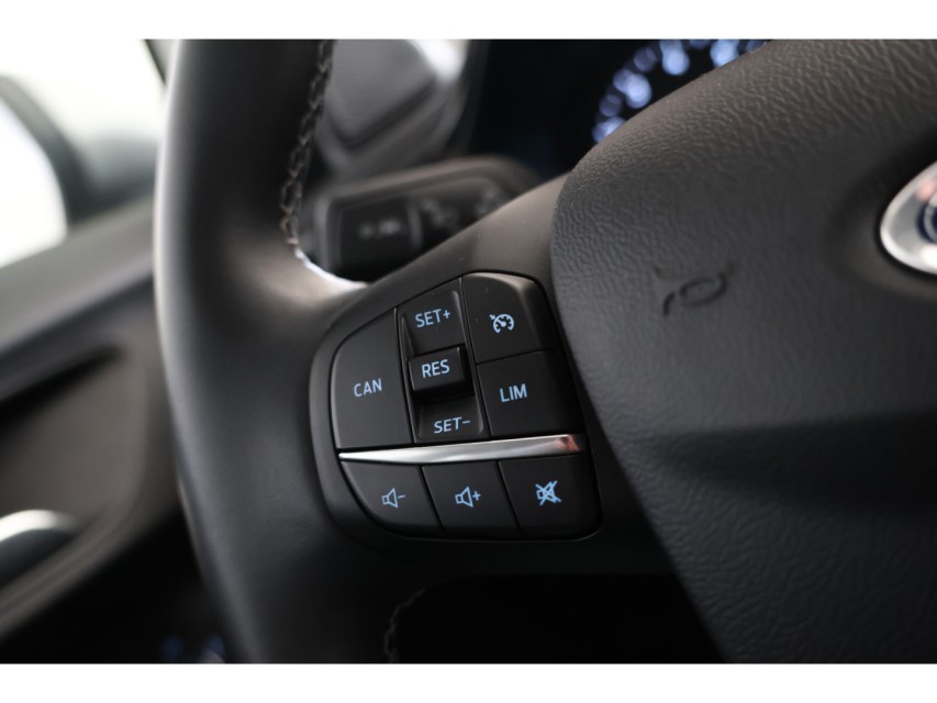 
Ford Puma 1.0 EcoBoost Titanium vol									