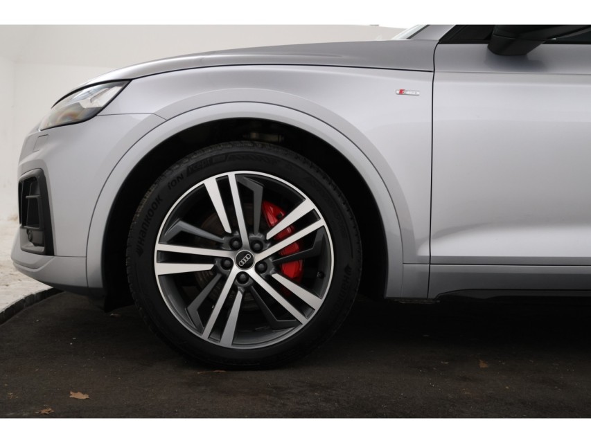 
								Audi Q5 Sportback 55 TFSI e S edition vol									