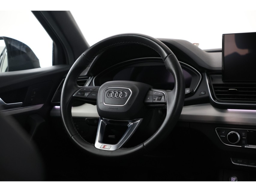 
								Audi Q5 Sportback 55 TFSI e S edition vol									