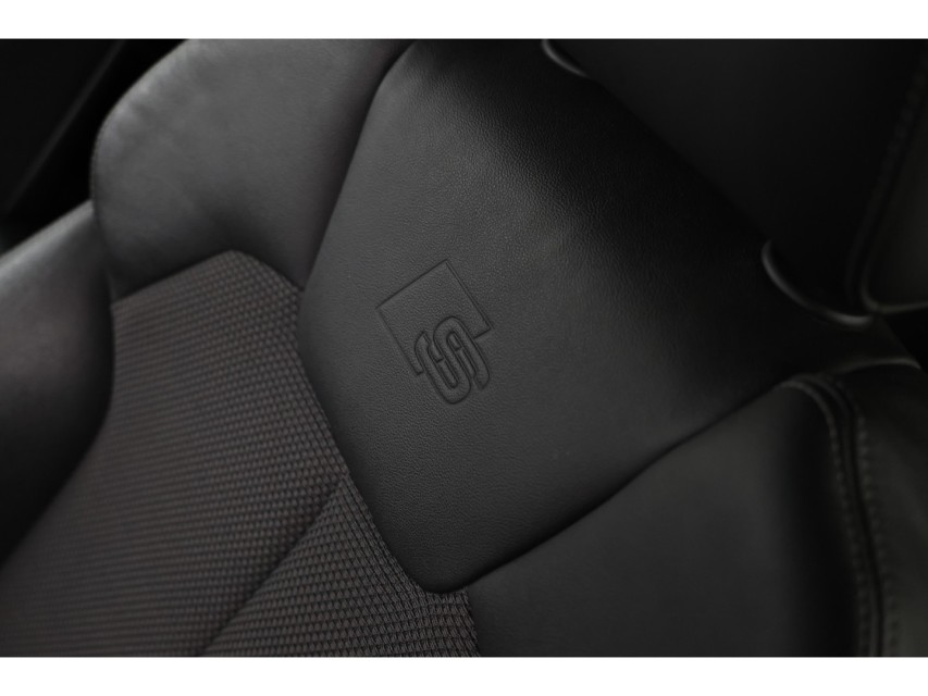 
								Audi Q5 Sportback 55 TFSI e S edition vol									