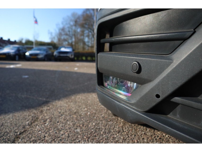 
Volkswagen Crafter 30 2.0 TDI L3H3 Highline vol									