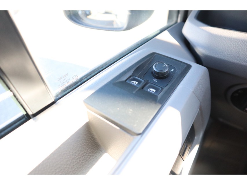 
Volkswagen Crafter 30 2.0 TDI L3H3 Highline vol									