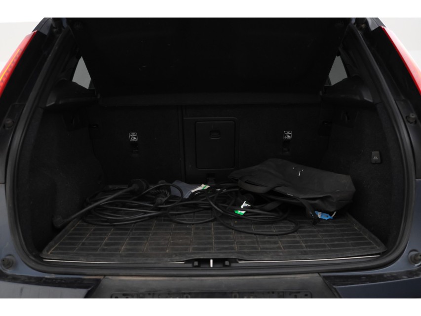 
								Volvo XC40 1.5 T5 Twin Engine Inscription vol									