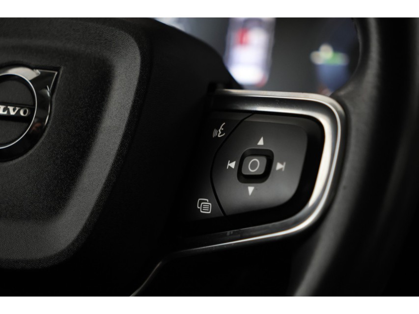 
								Volvo XC40 1.5 T5 Twin Engine Inscription vol									