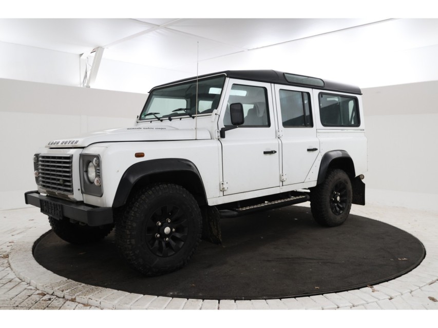 
Land Rover Defender 2.2 TD4110 SW SE vol									