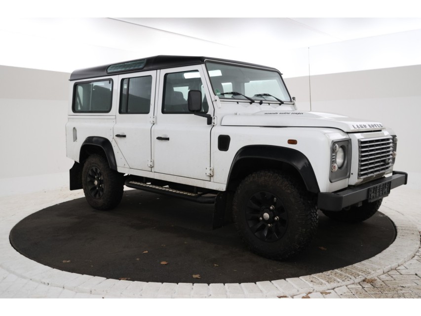 
Land Rover Defender 2.2 TD4110 SW SE vol									