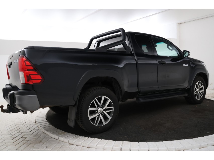 
								Toyota Hilux 2.4 D-4D Xtra Cab Challenger vol									
