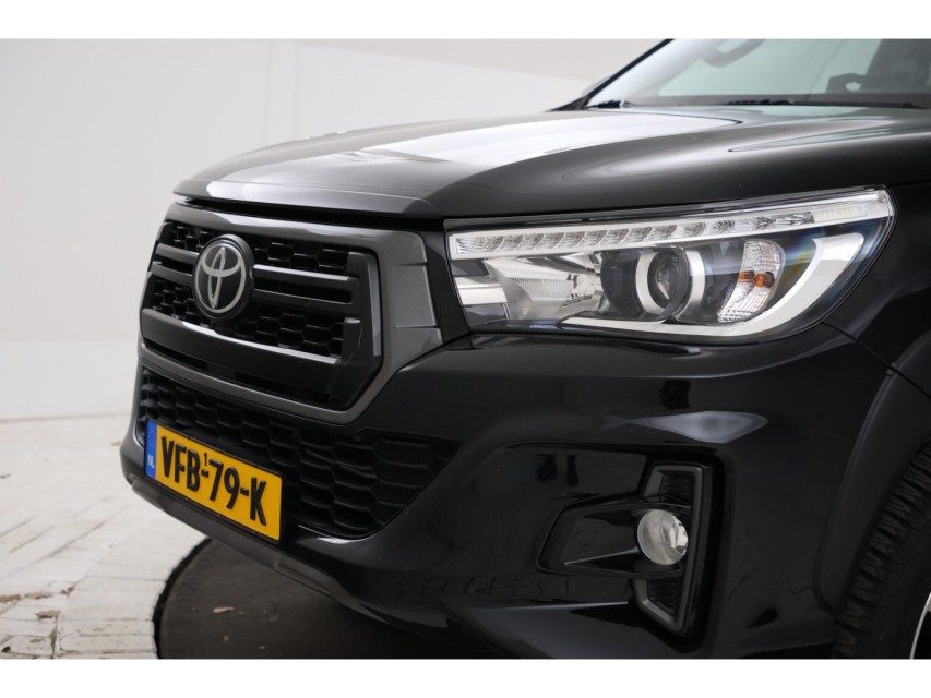 
								Toyota Hilux 2.4 D-4D Xtra Cab Challenger vol									