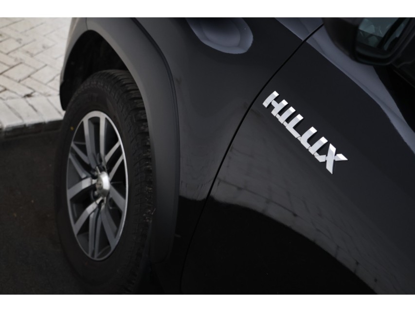 
								Toyota Hilux 2.4 D-4D Xtra Cab Challenger vol									
