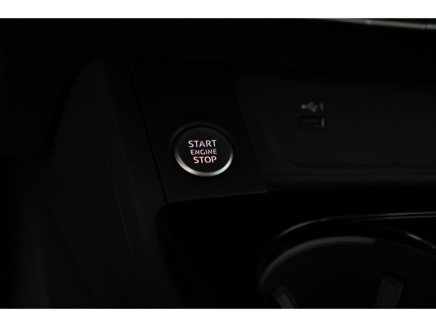 
Audi A4 Avant 35 TDI Business Edition vol									