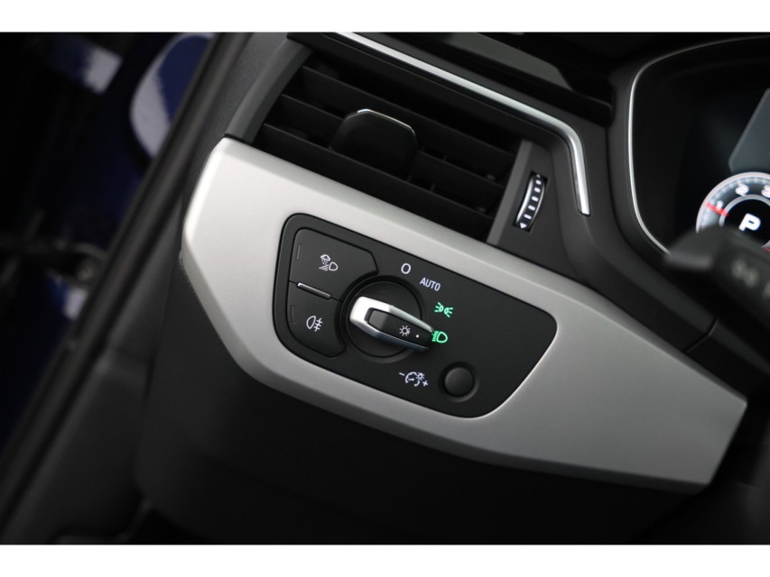 
Audi A4 Avant 35 TDI Business Edition vol									