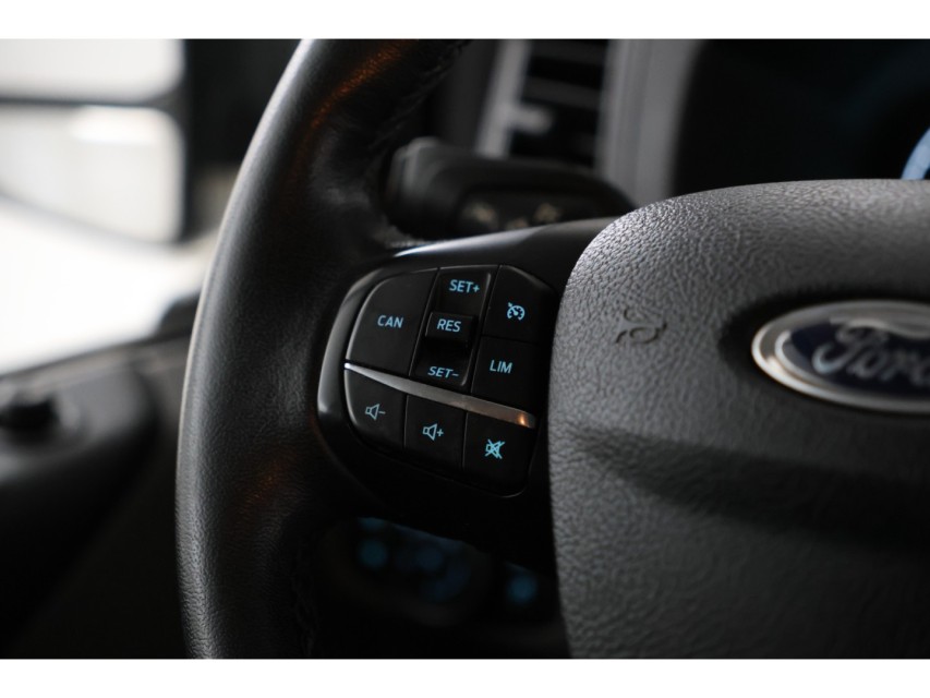 
Ford Transit Custom 320 2.0 TDCI L2H1 Trend DC vol									