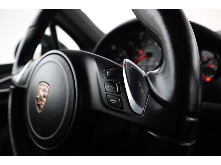 
								Porsche Cayenne 4.8 S – vol									