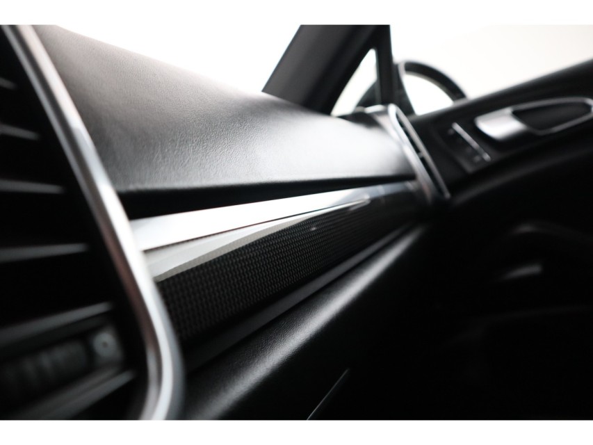 
								Porsche Cayenne 4.8 S – vol									