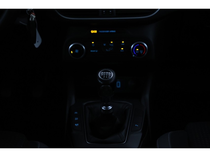 
Ford FOCUS Wagon 1.5 EcoBlue Trend Edition Business vol									