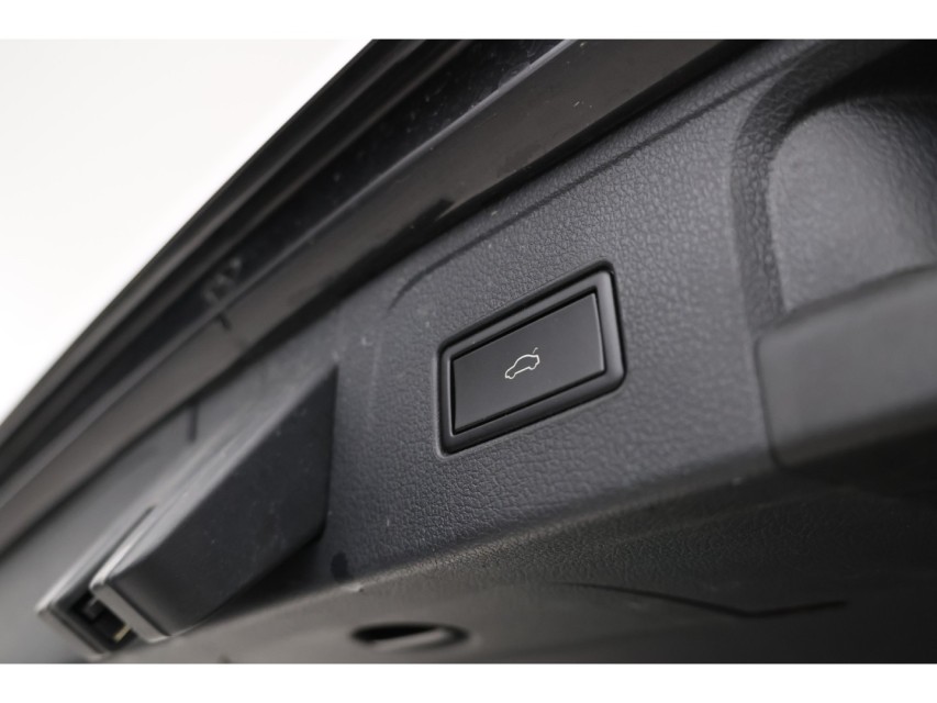 
Volkswagen Passat Variant 2.0 TDI Comfort Business vol									