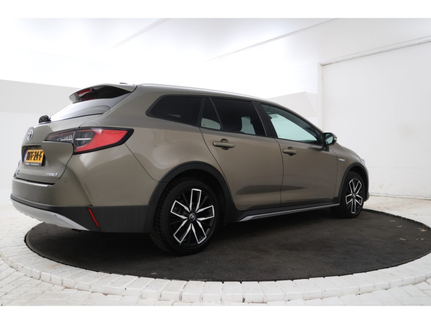 
Toyota Corolla Touring Sports 1.8 Hybrid Trek vol									