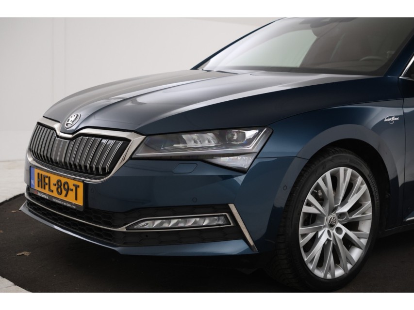 
								Škoda Superb Combi 1.4 TSI iV L& K vol									