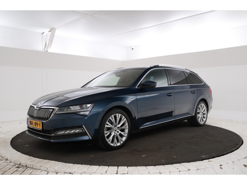 
								Škoda Superb Combi 1.4 TSI iV L& K vol									