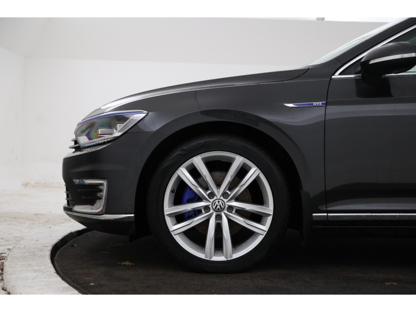 
								Volkswagen Passat Variant 1.4 TSI GTE Highline vol									