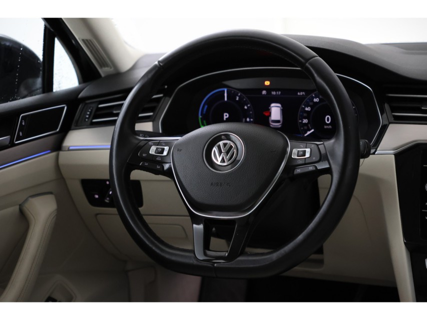 
								Volkswagen Passat Variant 1.4 TSI GTE Highline vol									