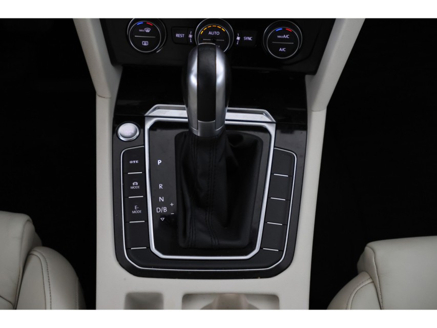 
								Volkswagen Passat Variant 1.4 TSI GTE Highline vol									