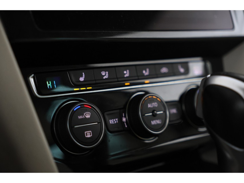 
								Volkswagen Passat Variant 1.4 TSI GTE Highline vol									