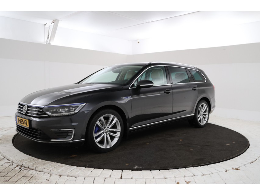 
								Volkswagen Passat Variant 1.4 TSI GTE Highline vol									