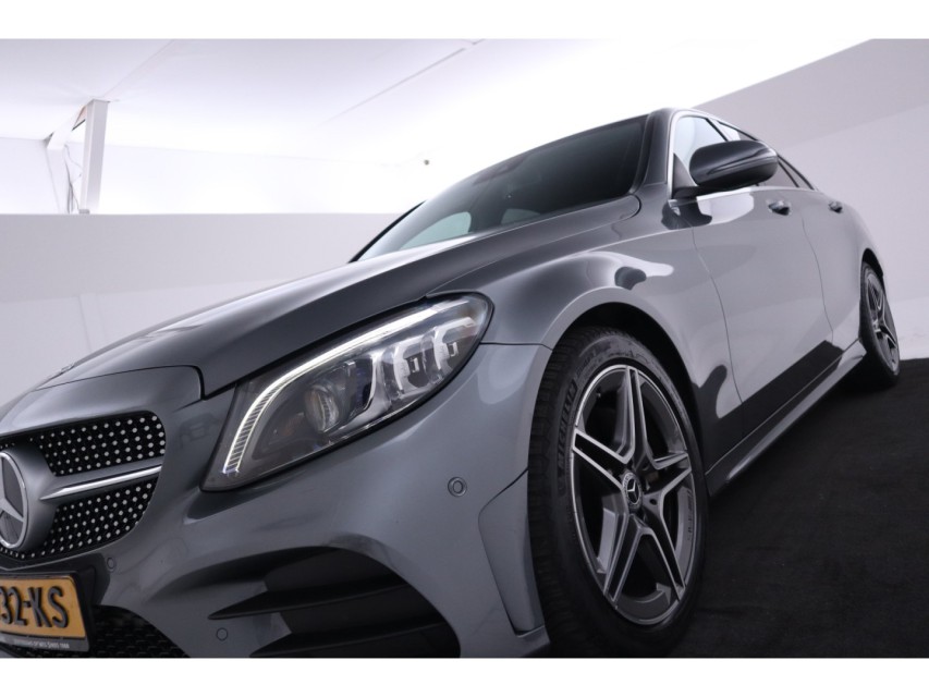 
Mercedes-Benz C-Klasse 180 Premium Pack vol									