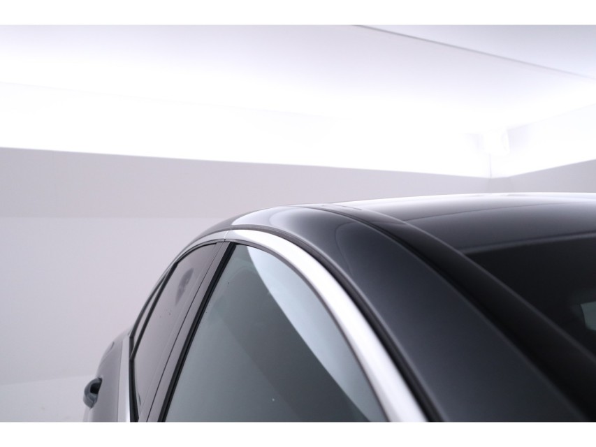 
Mercedes-Benz C-Klasse 180 Premium Pack vol									