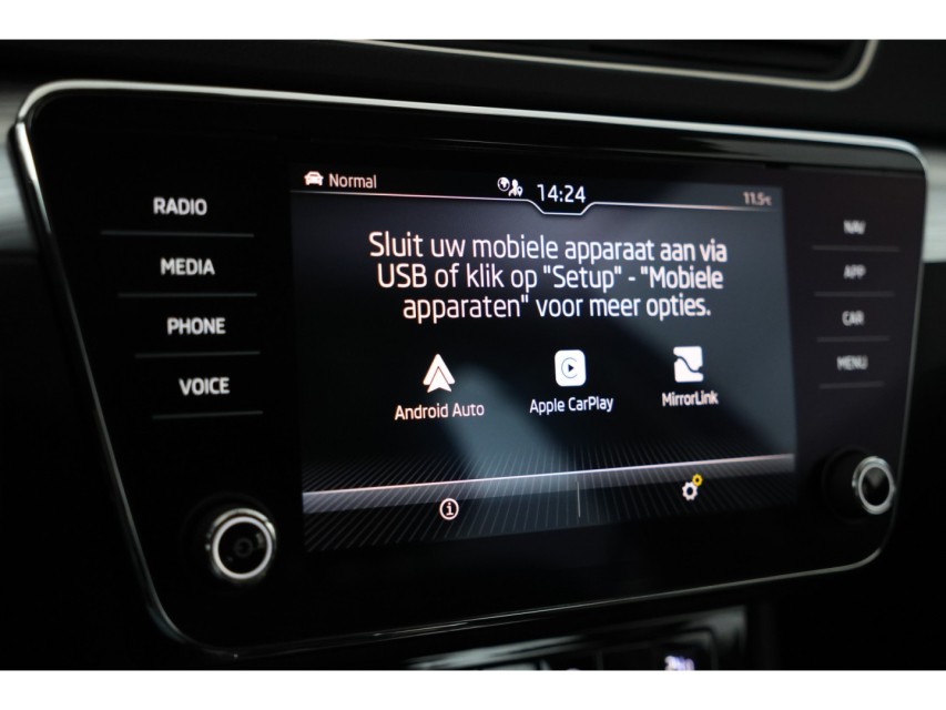 
Škoda Superb Combi 1.4 TSI iV Business Edition Plus vol									