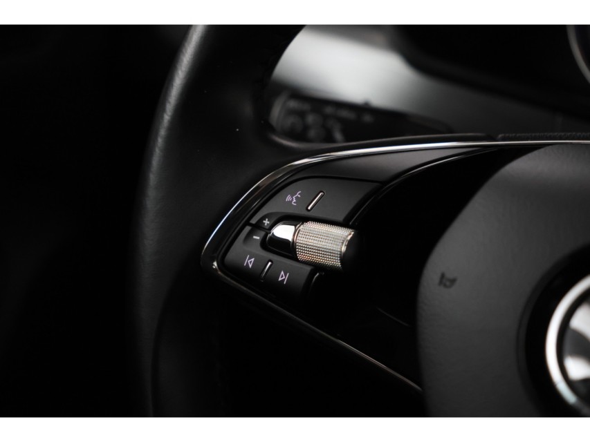 
Škoda Superb Combi 1.4 TSI iV Business Edition Plus vol									