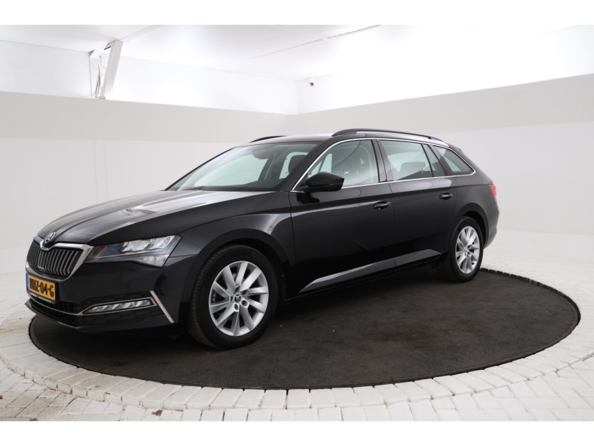 
Škoda Superb Combi 1.4 TSI iV Business Edition Plus vol									