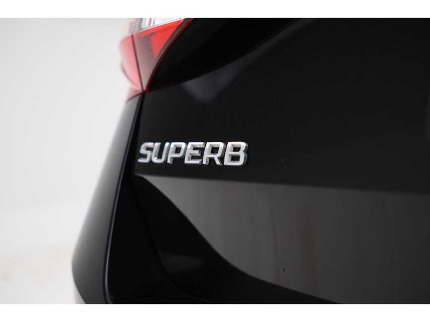 
Škoda Superb Combi 2.0 TDI Business Edition vol									