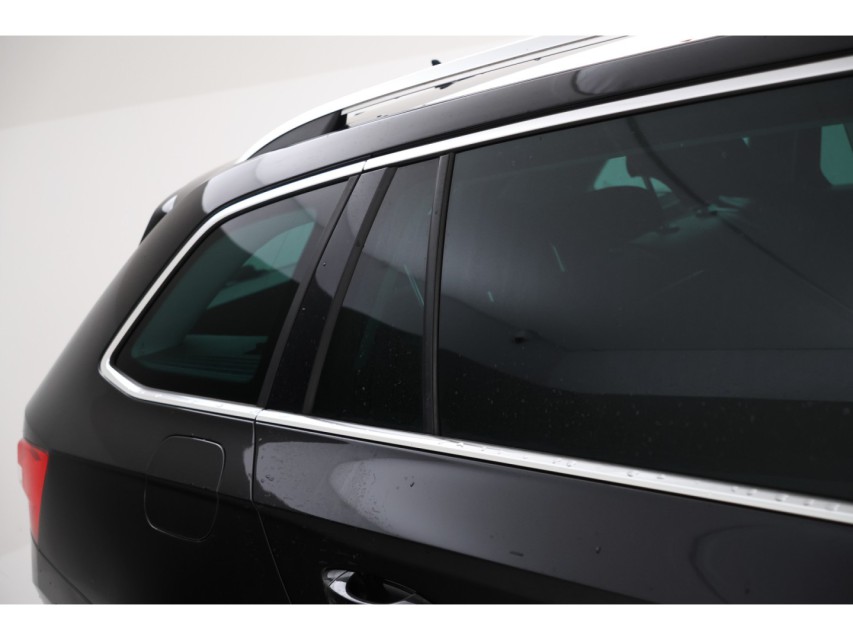 
Škoda Superb Combi 2.0 TDI Business Edition vol									