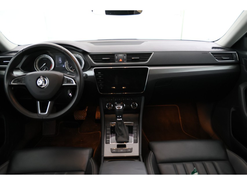 
Škoda Superb Combi 2.0 TDI Business Edition vol									