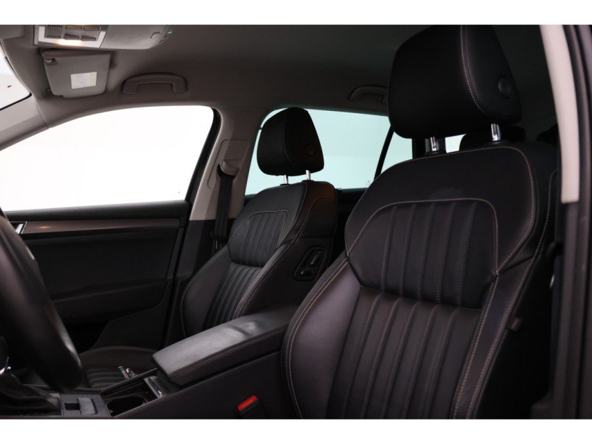 
Škoda Superb Combi 2.0 TDI Business Edition vol									