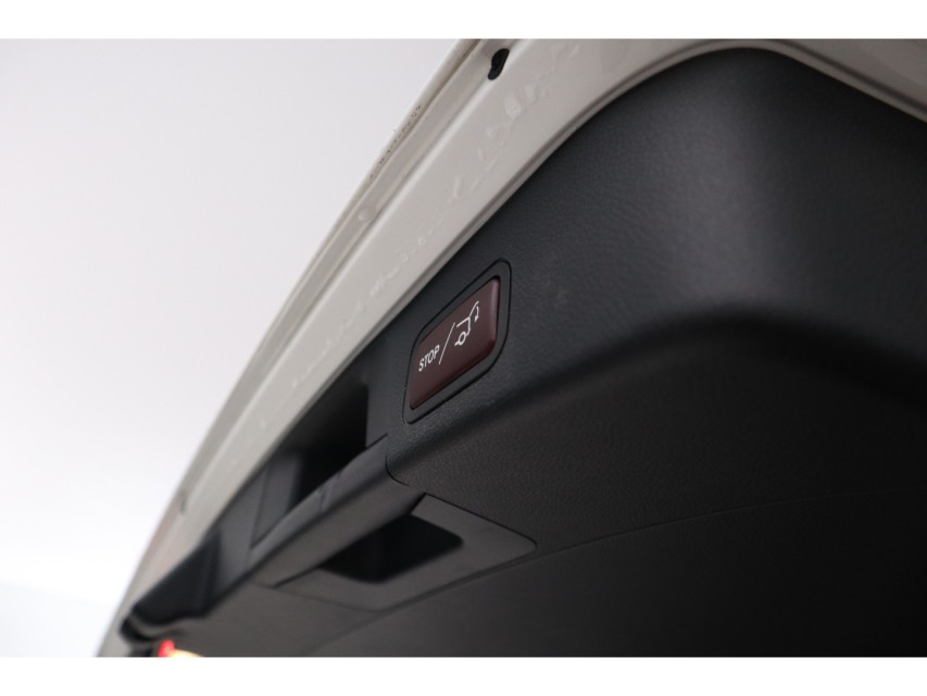 
Mercedes-Benz C-Klasse Estate 350 e Business Solution AMG- vol									