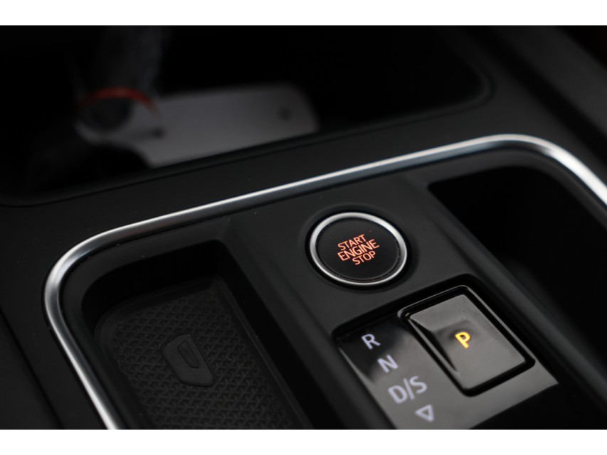 
SEAT León ST 2.0 TDI FR Business Intense vol									