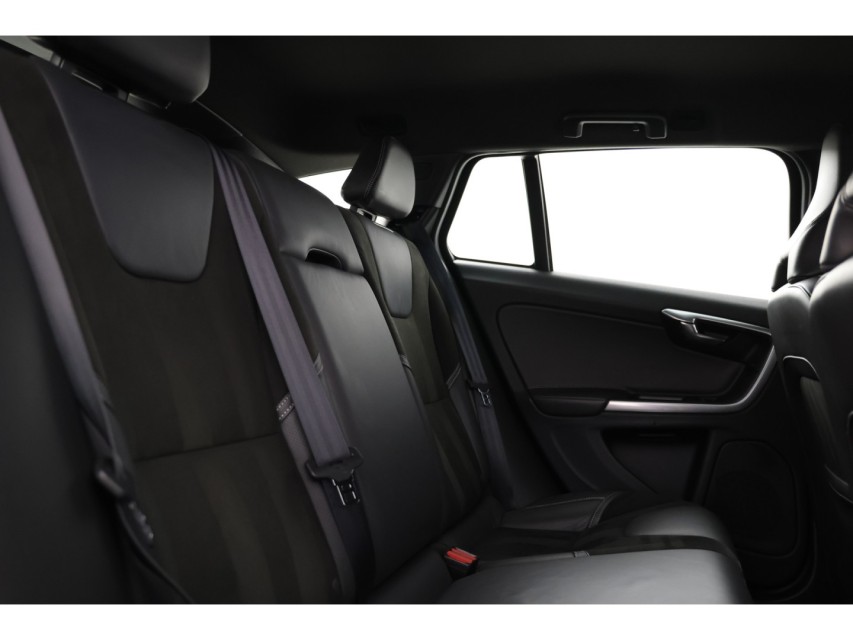
								Volvo V60 2.0 T4 R-Design vol									