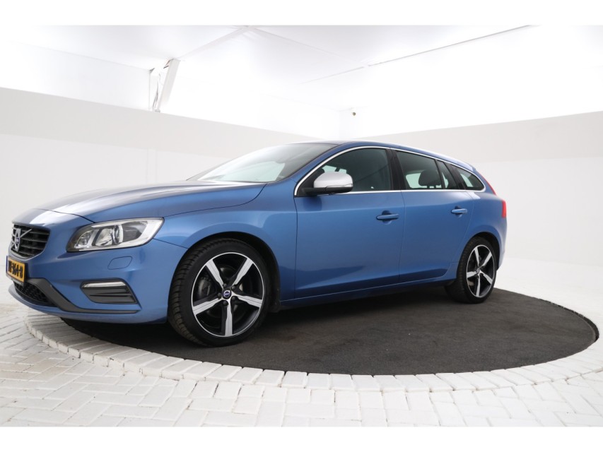 
								Volvo V60 2.0 T4 R-Design vol									
