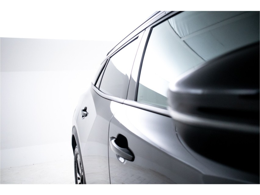
								Peugeot 2008 1.2 PureTech 100 Allure vol									