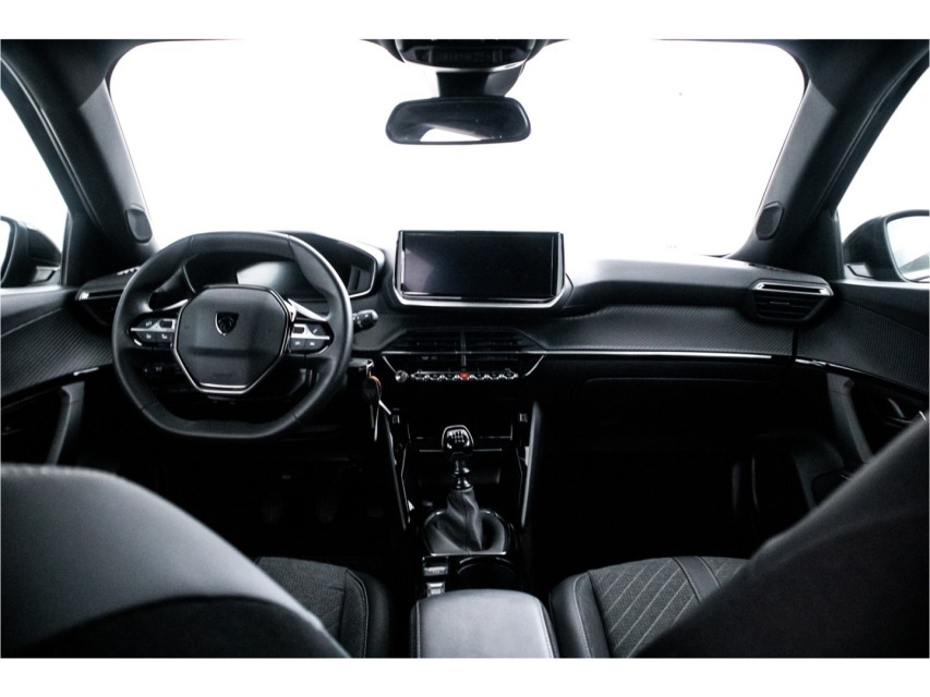 
								Peugeot 2008 1.2 PureTech 100 Allure vol									